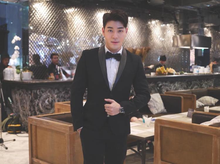 48395977_10215716584440910_6733625193815605248_n