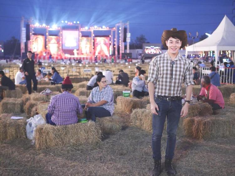 49339025_10215830930219483_7836843412727791616_n